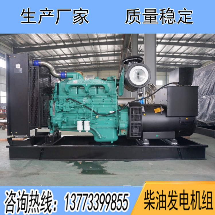 重慶康明斯動力配套400千瓦柴油發(fā)電機組NTAA855-G7A
