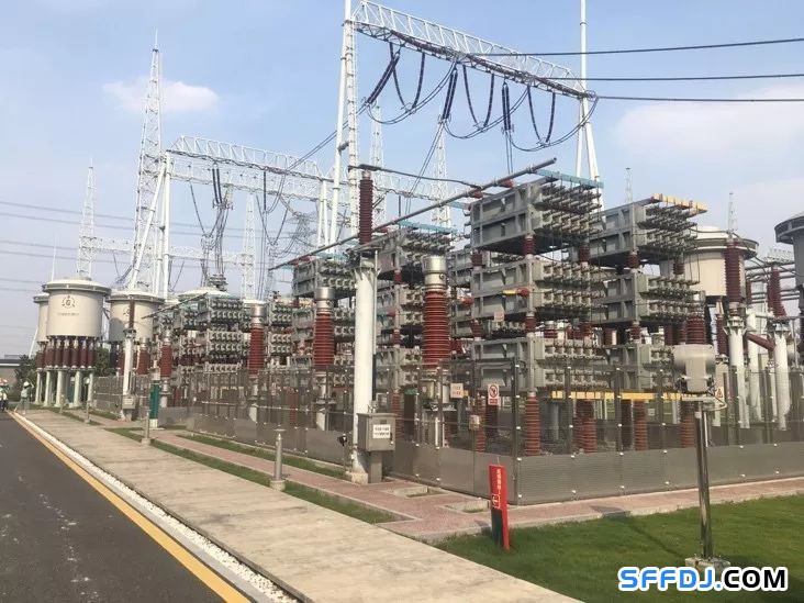 特高壓電網(wǎng):直流電和交流電的和諧樂章